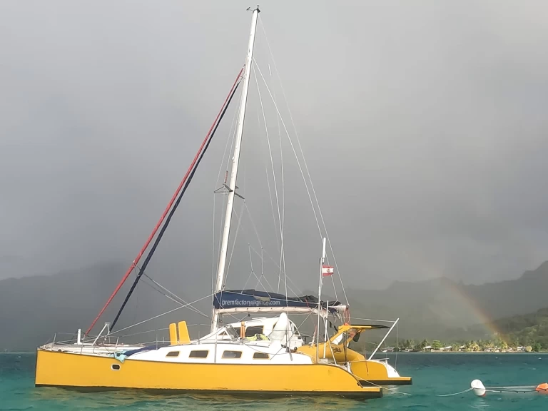 Catamaran for rent Papeete at the best price