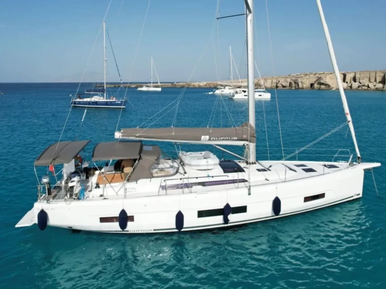 Sailboat rental in Palermo - Dufour Dufour 470