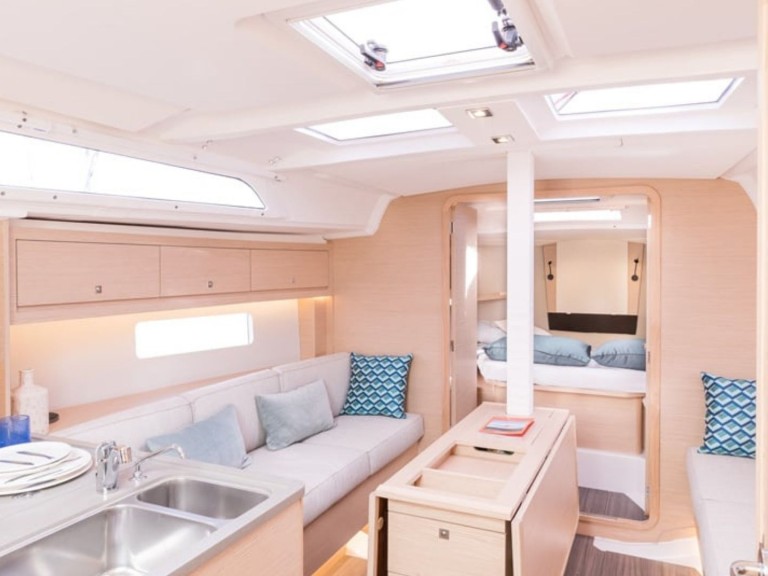 Bareboat Rental Sailboat Dufour with a boat licence