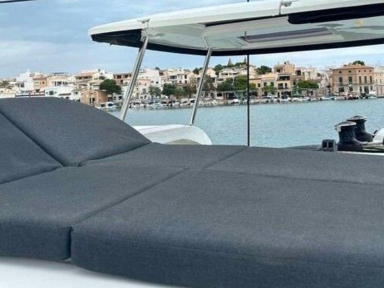 Lagoon Lagoon 42 in Lefkáda on SamBoat