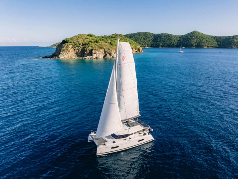 Yacht charter Road Town cheap Isla 40