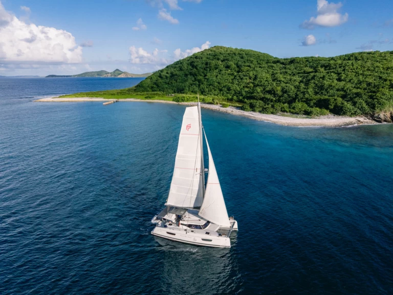 Catamaran rental in Road Town - Fountaine Pajot Isla 40