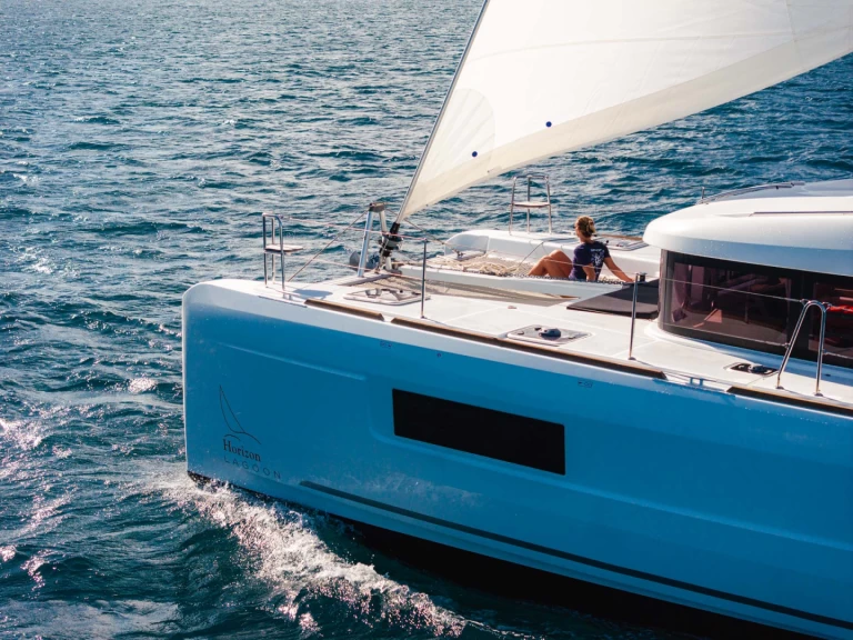 Yacht charter Road Town cheap Lagoon 40