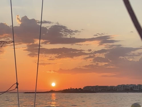 Sailboat for rent Le Cap d'Agde at the best price