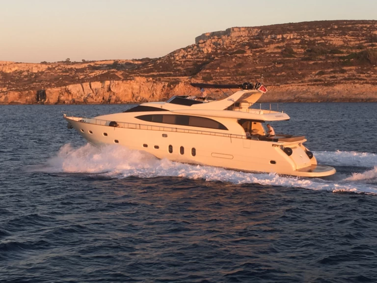 Rent a Leopard Leopard 23 Gardens Yacht Marina