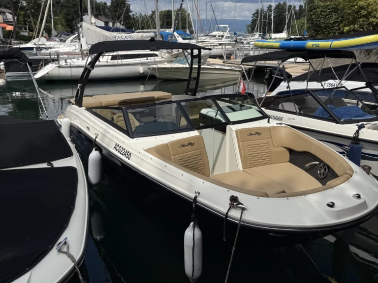Motorboat for rent Thonon-les-Bains at the best price