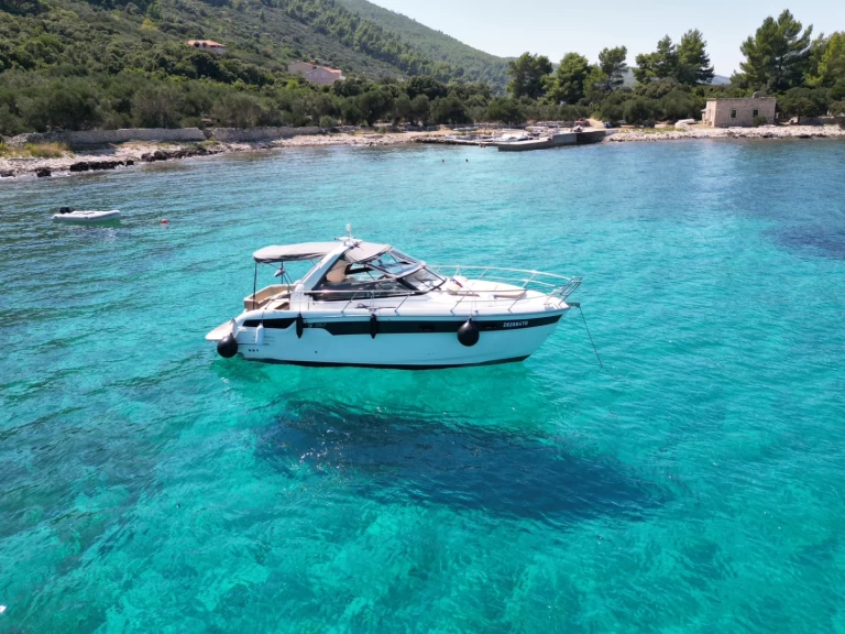 Rent a Bavaria Bavaria S30 Biograd na Moru