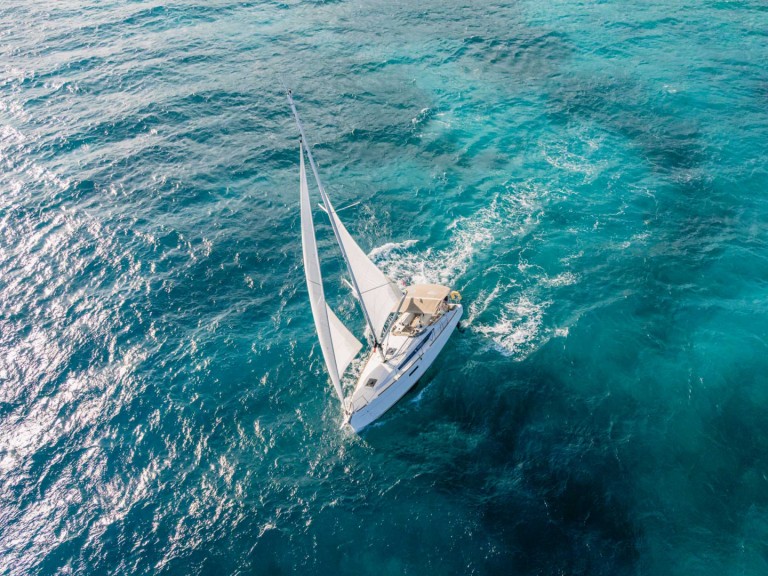 Sailboat for rent Road Town at the best price