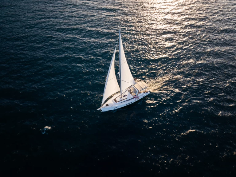 Bénéteau Oceanis 51.1 charter bareboat or captained in  Road Town