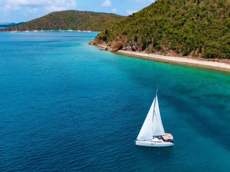 Bareboat Rental Sailboat Jeanneau with a boat licence
