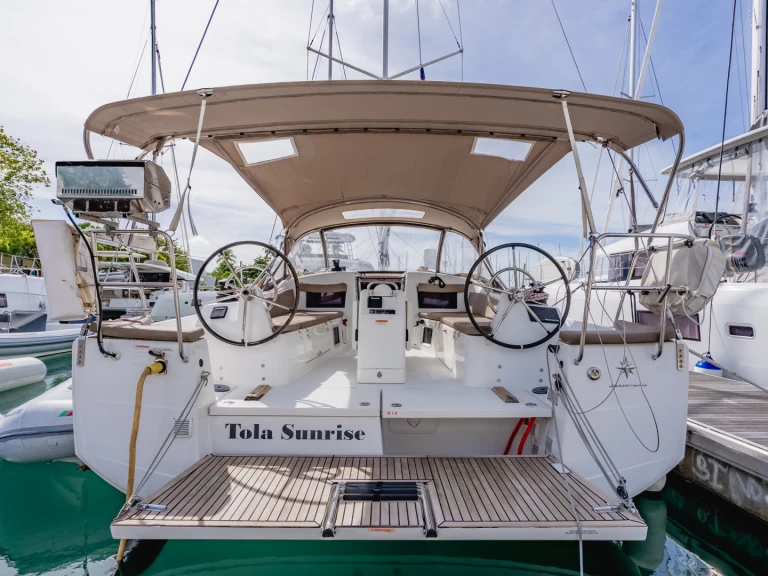 Sailboat rental in Road Town - Jeanneau Sun Odyssey 410
