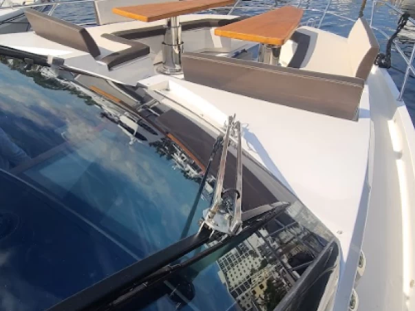 Bareboat Rental Luxury Yacht Galeon with a boat licence