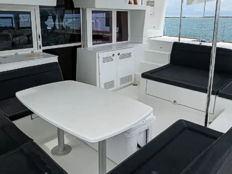 Catamaran rental with or without captain Lagoon Key West