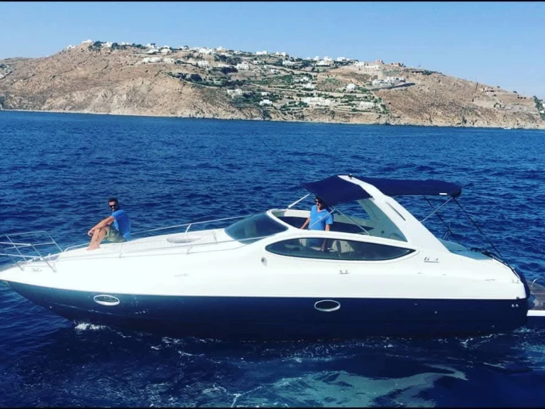 Motorboat for rent Vlychada at the best price