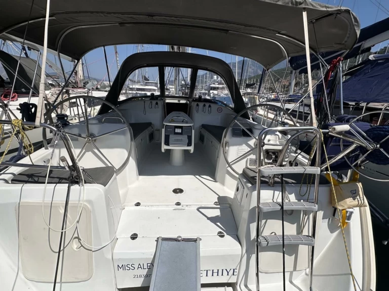 Boat rental Bénéteau Cyclades 39.3 in Fethiye on Samboat