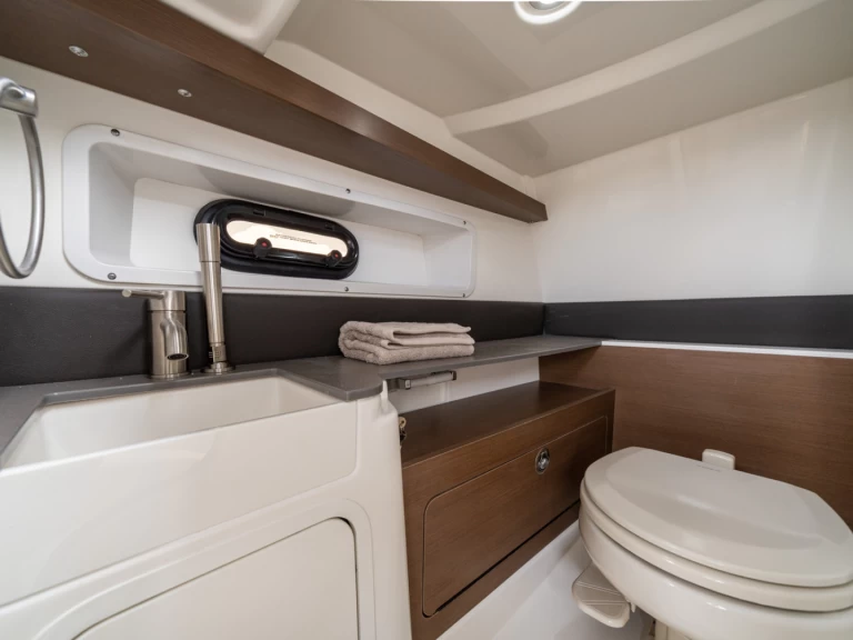 Motorboat for rent Mahon Port at the best price