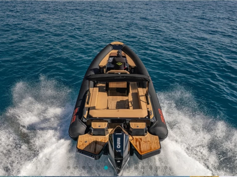 RIB rental in Mahón - Renier Renier R8 Tourer