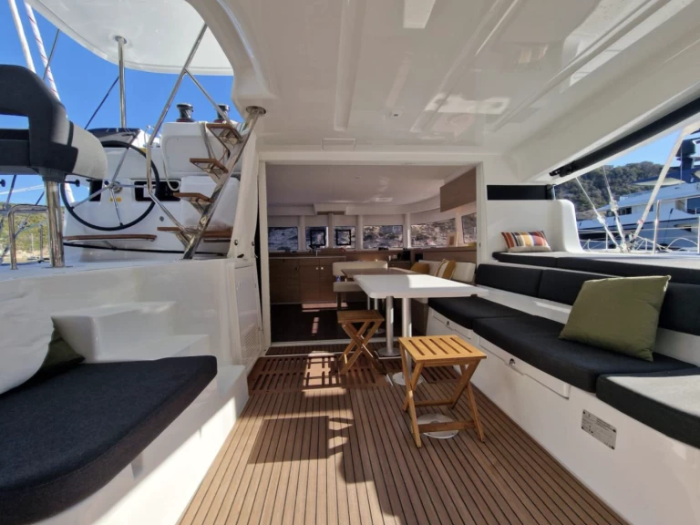 Boat rental Lagoon Lagoon 43 in Bas du Fort on Samboat