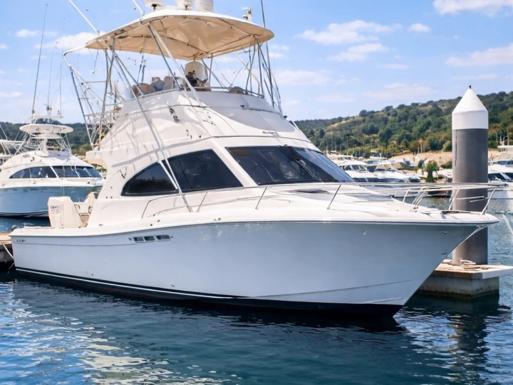 Luhrs Luhrs 43 FT in Coco Bay on SamBoat