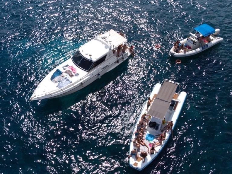 Motorboat rental with or without captain Staver Porto turistico Marsala