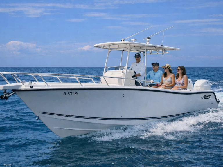 Motorboat rental in Coco Bay - Zodiac Zodiac 28 FT