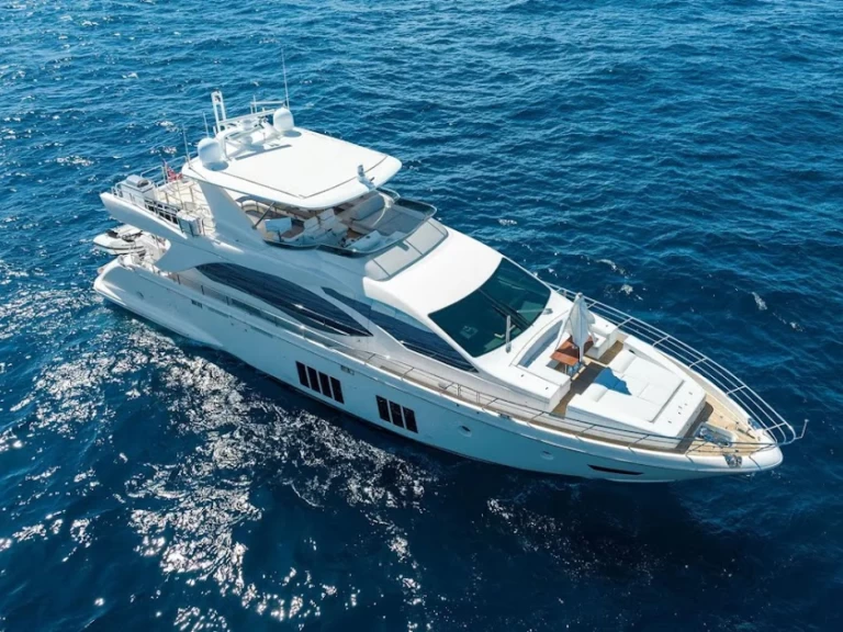 Rent a Azimut Azimut 88 Miami