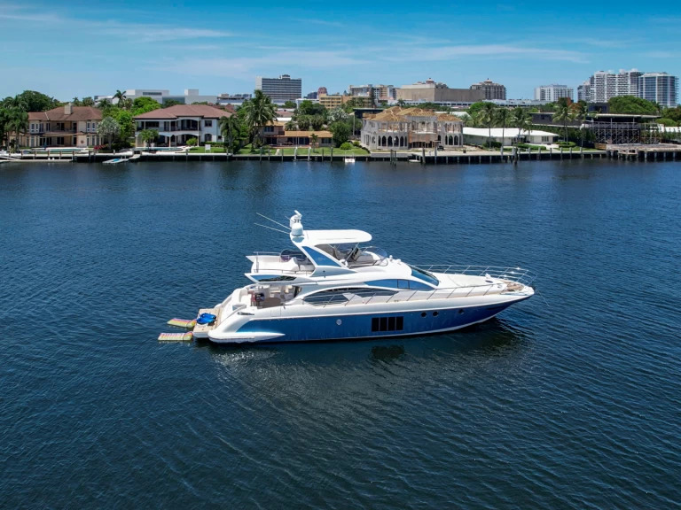 Luxury Yacht rental with or without captain Azimut Fort Lauderdale