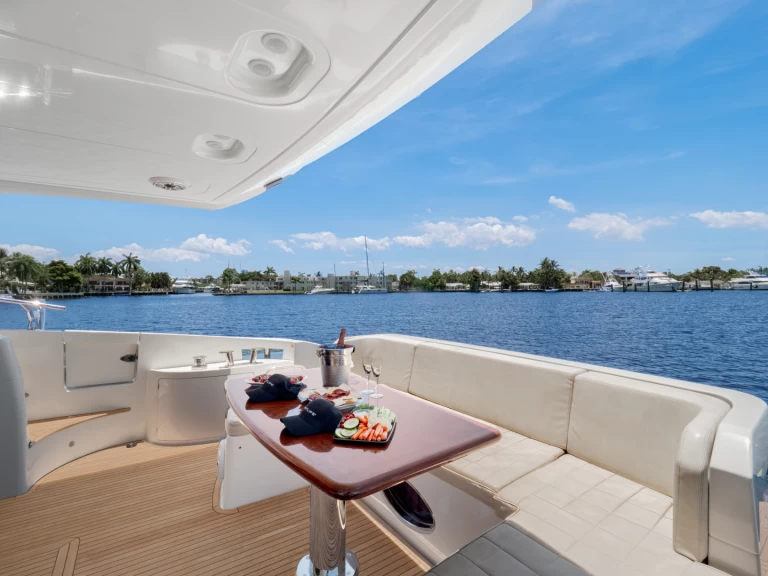 Luxury Yacht for rent Fort Lauderdale at the best price