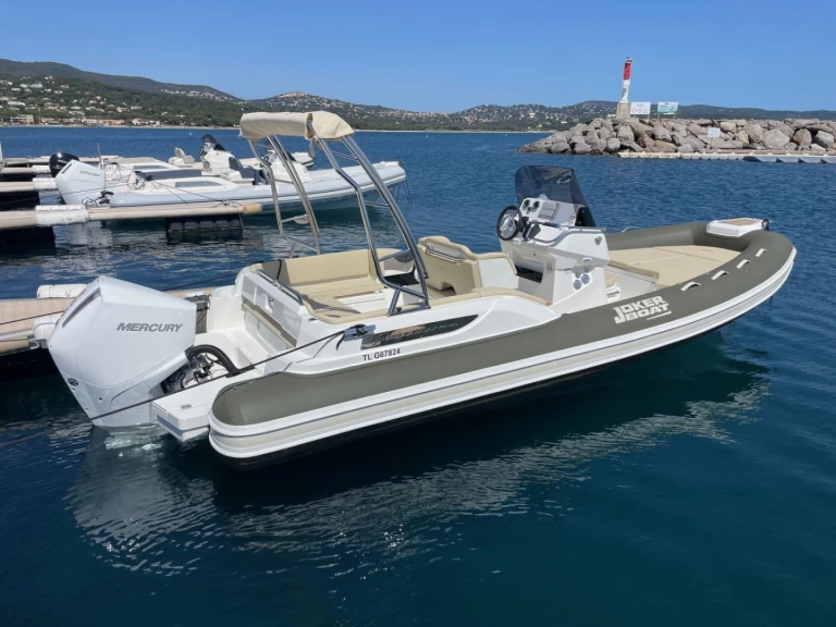 RIB for rent Cavalaire-sur-Mer at the best price