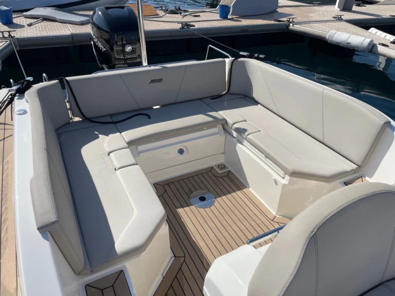 RIB rental in Cavalaire-sur-Mer - Joker Boat JOKER 28