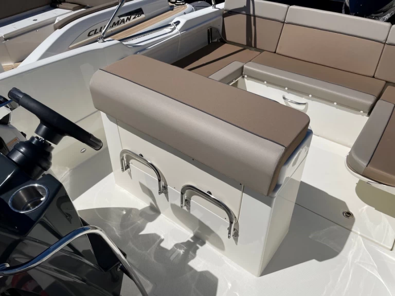Motorboat rental with or without captain Quicksilver Cavalaire-sur-Mer