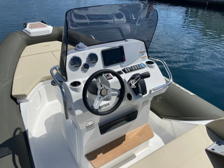 Rent a Joker Boat JOKER 22 Cavalaire-sur-Mer