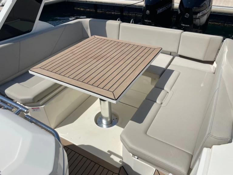 RIB for rent Cavalaire-sur-Mer at the best price