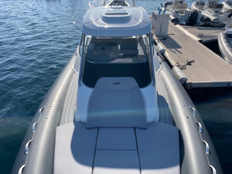 Rent a Joker Boat clubman 35 Cavalaire-sur-Mer