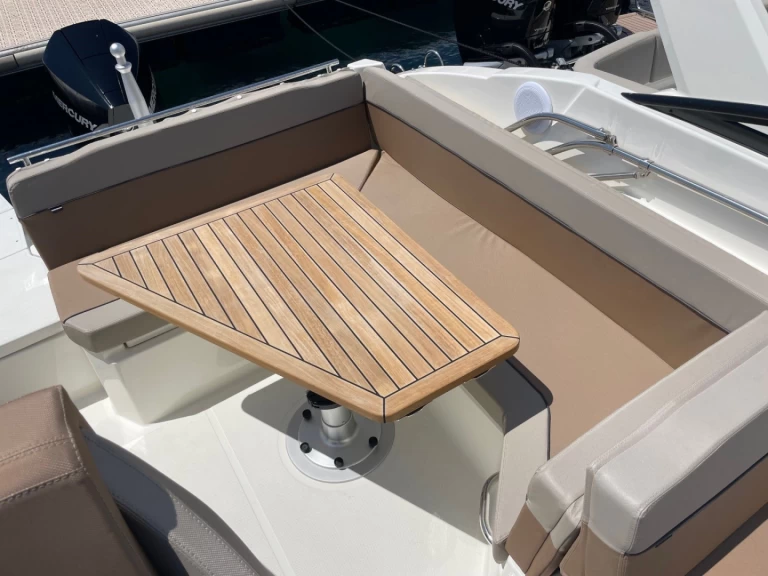 Rent a Quicksilver QUICKSILVER 805 CRUISER Cavalaire-sur-Mer