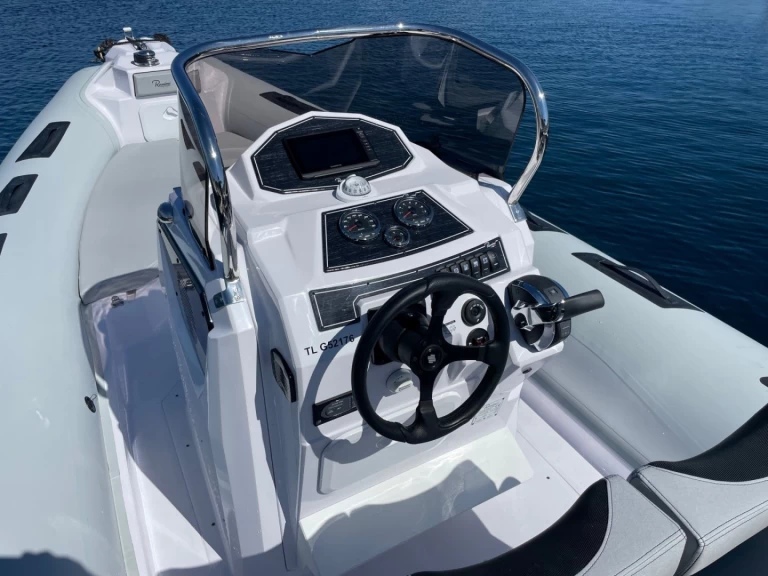 RIB rental with or without captain Ranieri Cavalaire-sur-Mer