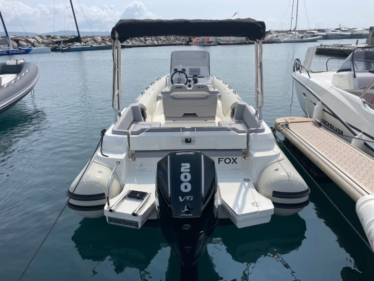 RIB for rent Cavalaire-sur-Mer at the best price