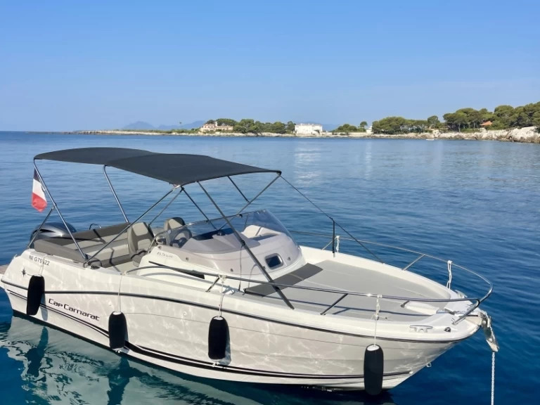 Motorboat rental with or without captain Jeanneau Antibes