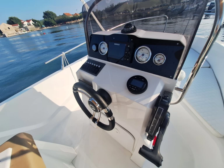 Idea Marine 53 in Betina on SamBoat