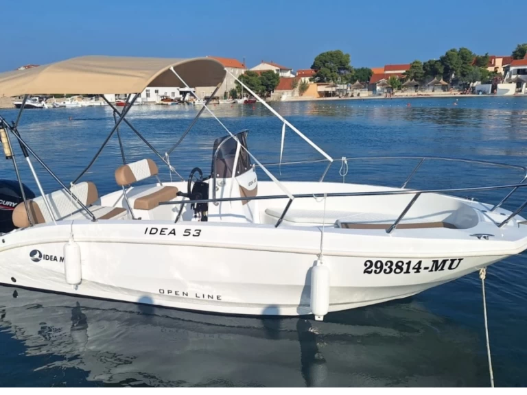 Bareboat Rental Motorboat Idea Marine with a boat licence