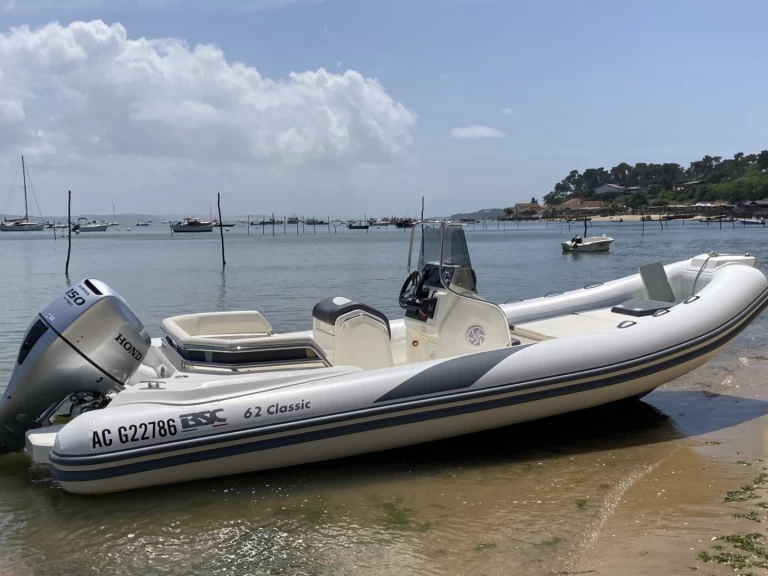 RIB for rent Grand Piquey at the best price