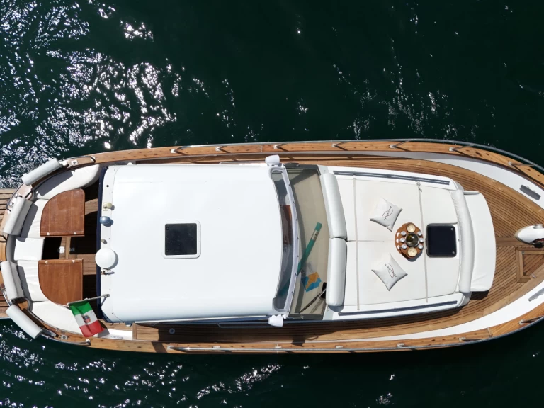 Yacht charter Sorrento cheap Apreamare 11