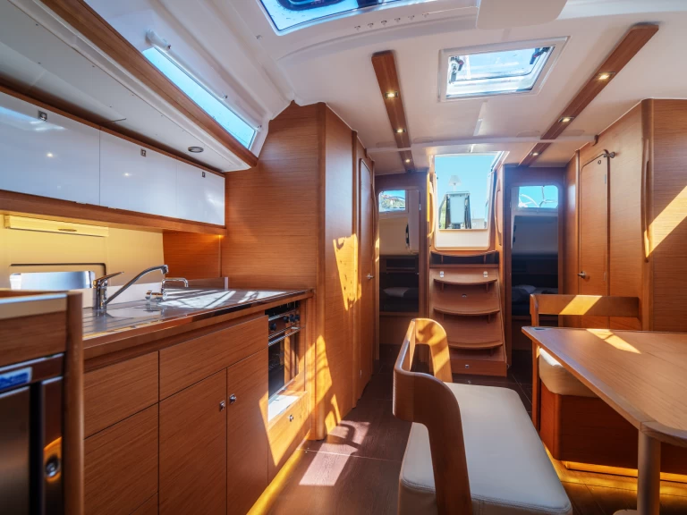 Sailboat for rent Olbia at the best price