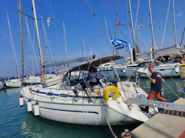 Boat rental Bavaria Bavaria 38 in Volos on Samboat