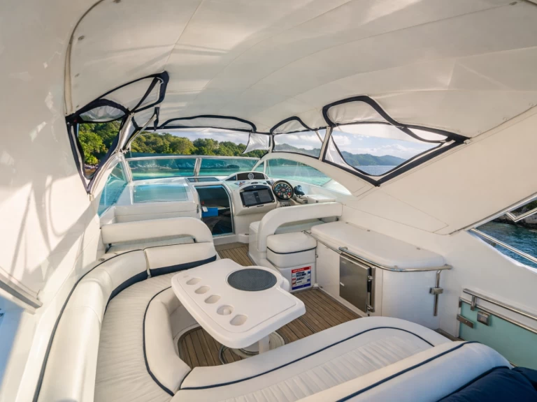 Luxury Yacht for rent Coco Bay at the best price