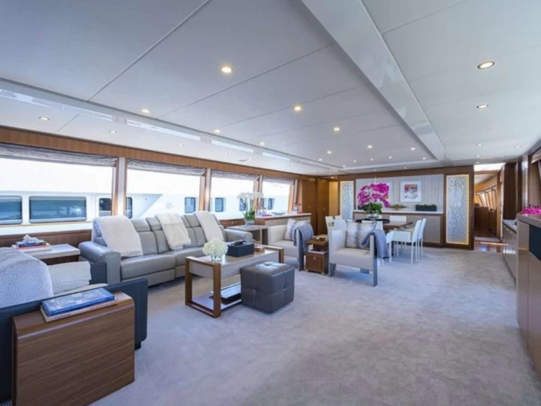 Boat rental Hargrave RISK TAKER in Turks and Caicos Islands on Samboat