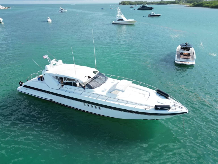 Luxury Yacht rental in Miami Beach - Mangusta The Gorilla