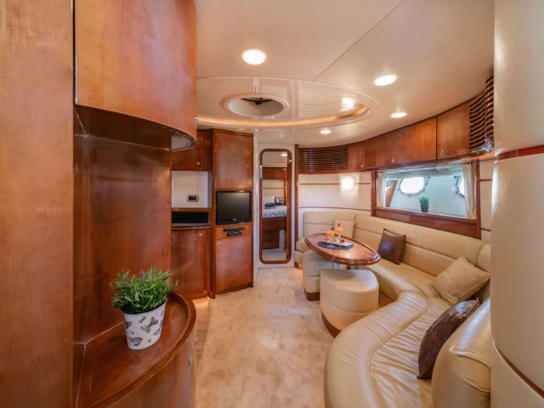 Luxury Yacht rental with or without captain Baia Athens
