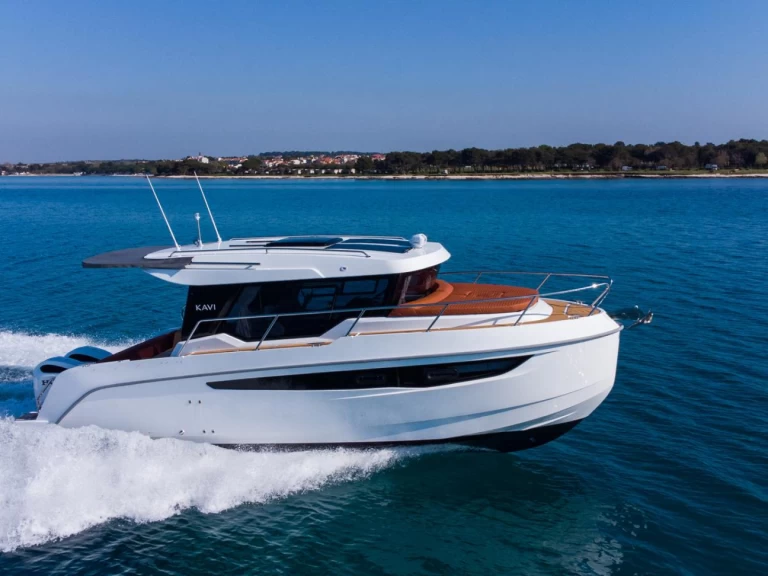 Yacht charter Pula cheap Kavi 9