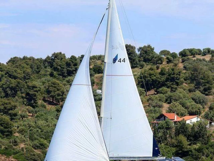 Sailboat rental with or without captain Bavaria Ávdira